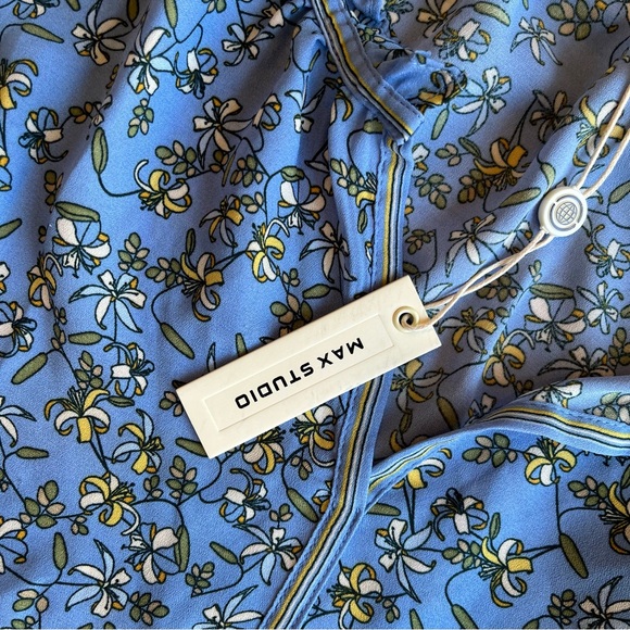 Max Studio 2X Top NWT NEW Micro Floral Top Blue Blouse Loose Cottagecore Peasant - Picture 9 of 12